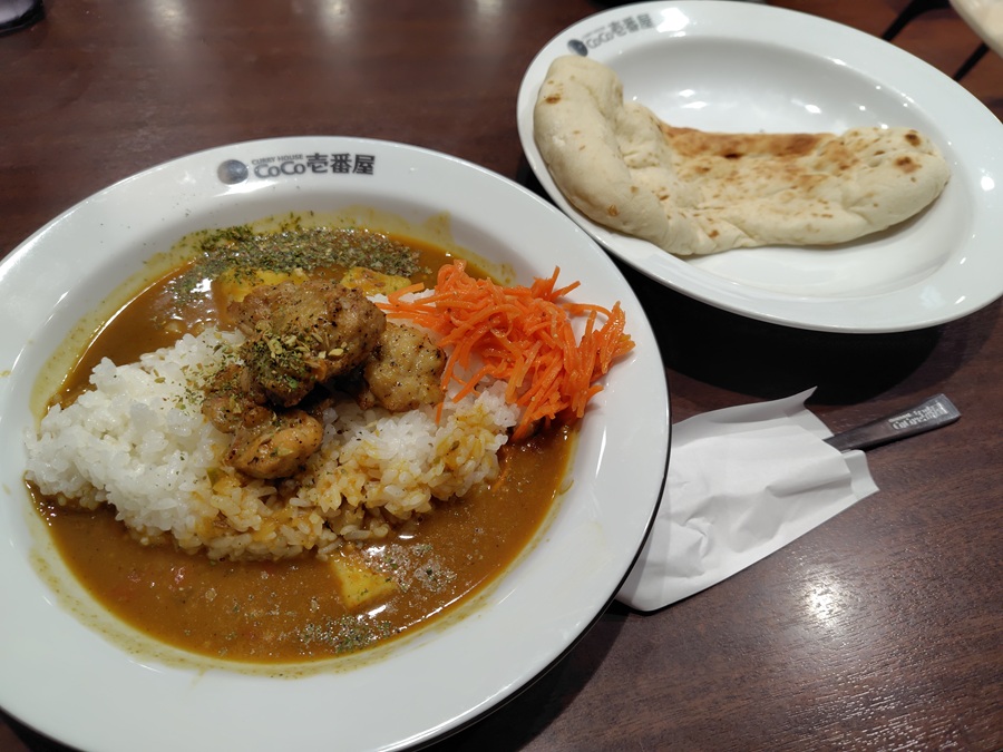 壱番屋(7630)【株主優待利用】CoCo壱番屋でケララチキンスパイスカレー、ナン!