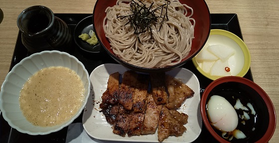 【優待ご飯】松屋フーズホールディングス （9887）の「松そば」で「味噌豚2枚 とろろそば定食(大盛り)」を食べてきました♪