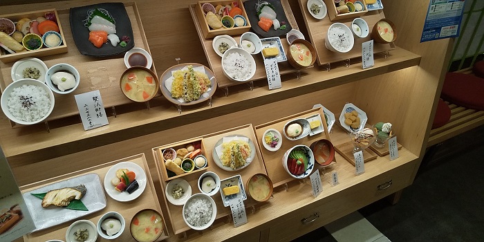 【優待ご飯】DDホールディングス （3073）の「京都石塀小路豆ちゃ」で「週替わり御膳(カツオのたたき)」を食べてきました♪
