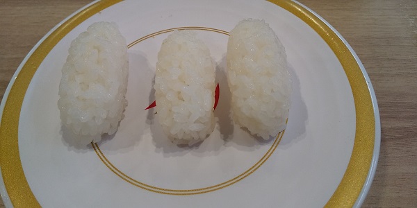 【優待ご飯】カッパ・クリエイト （7421）の「かっぱ寿司」で「大とろサーモン食べ比べ、本気にぎり天然本鮪中トとろ、てっぺんネタの豪華食べ比べ、本気シャリ(3貫)」を食べてきました♪