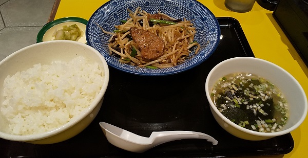 【優待ご飯】松屋フーズホールディングス （9887）の「松軒中華食堂」で「レバニラ炒め定食(ご飯大盛り)」を食べてきました♪