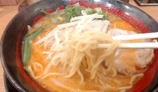 【利用優待】ギフト （9279） の「四天王」で「味噌ラージャン麺」を食べてきました♪