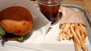 ユナイテッド＆コレクティブ （3557）【優待利用】「the 3rd Burger（ザ・サードバーガー）」で「テリヤキバーガー、ポテトS、アイスティー」を食べてきました♪