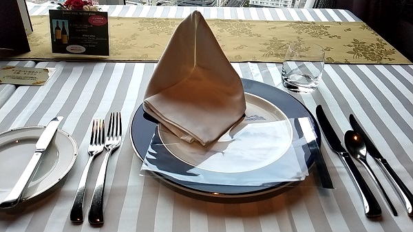 TOKAIホールディングス (3167)【株主優待利用】「スカイレストラン ヴォーシエル」で「シェフおすすめランチ〈魚料理〉」を食べてきました♪ 葵タワー25階で美味しいフレンチが食べられるお店！