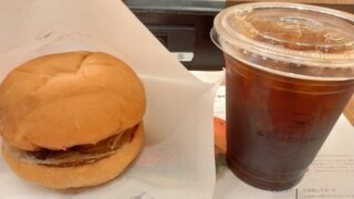 ユナイテッド＆コレクティブ (3557)【株主優待利用】「the 3rd Burger（ザ・サードバーガー）」で「【期間限定】栗&あんサンド、the 3rdプレミアムアイスコーヒー」を食べてきました！フレッシュなハンバーガーが楽しめるお店！