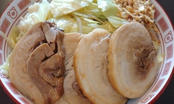 ギフトホールディングス(9279)【株主優待利用】豚山オンラインショップで購入した「汁なしラーメン 豚4枚ニンニクマシマシ」を食べてみました！