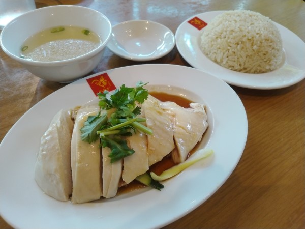 バルニバービ(3418)【株主優待利用】Wee Nam Kee Chicken Riceで「スチームチキン」を注文！
