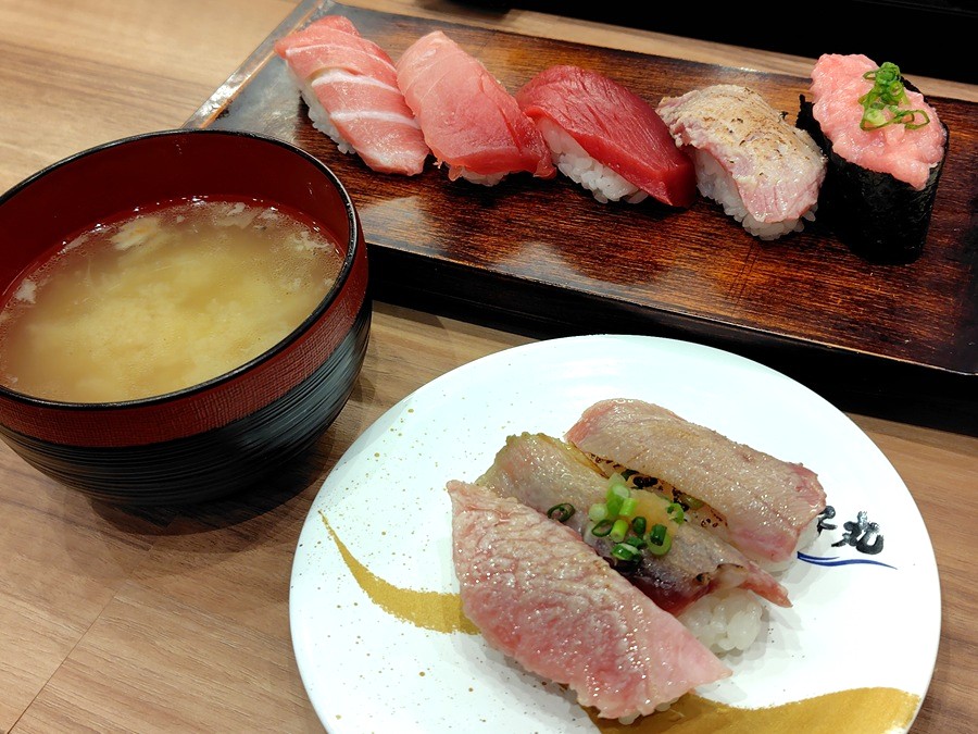 銚子丸(3075)【株主優待利用】銚子丸 雅(橋本店)で一周年記念祭!インドまぐろフェア!インドまぐろ5カンセット、希少部位食べ比べ3カン、無料のあら汁!