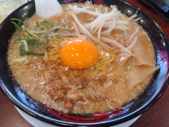 魁力屋(5891)【株主優待利用】ラーメン魁力屋で「期間限定 特製肉玉醤油そば、アジフライ定食」！