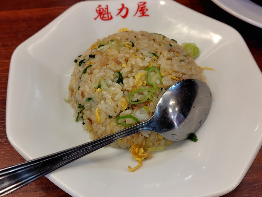 魁力屋(5891)【株主優待利用】ラーメン魁力屋で北海道濃厚味噌らぁめん、焼きめし(小)!